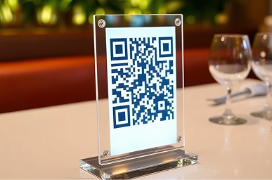 QR sur plexiglas / bois